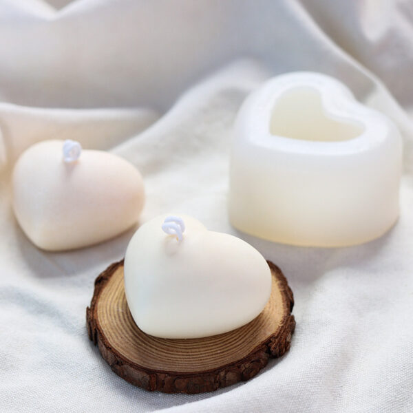 3D Heart Candle Mold Kit - DIY Aromatherapy with Soy Wax